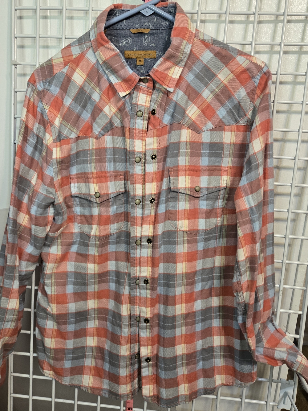 This is a Jachs Girlfriend "Bea" plaid flannel shirt western-style Size M